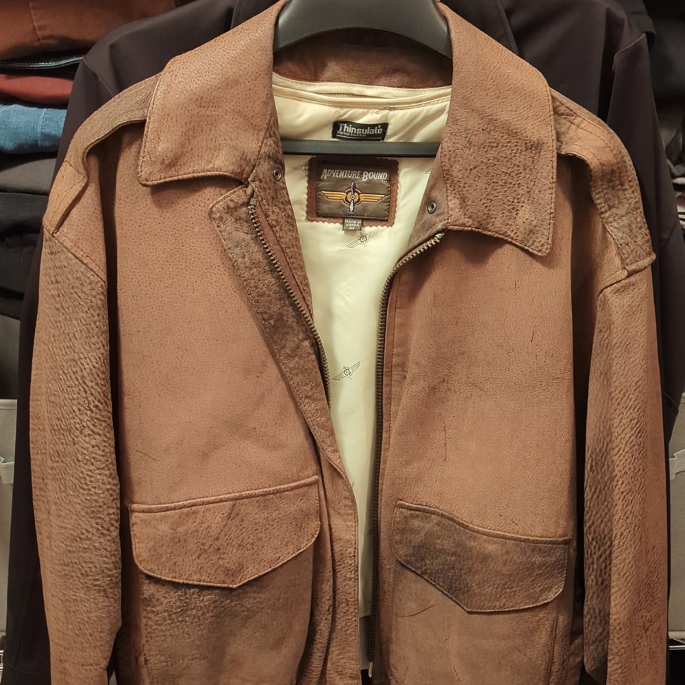 Vintage late 80s leather bomber